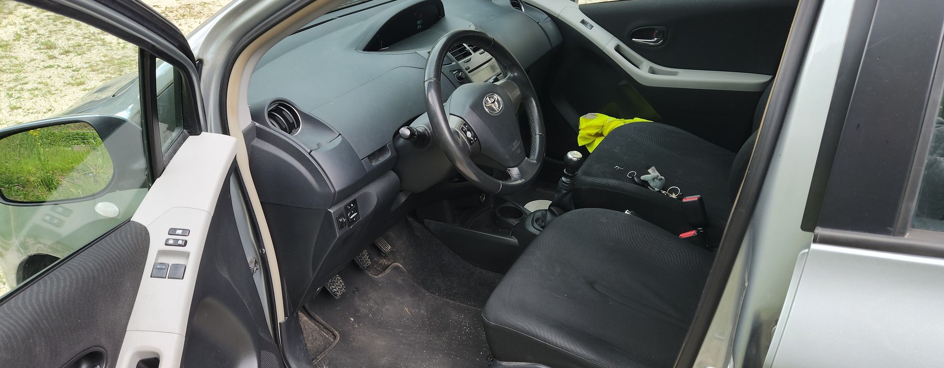 TOYOTA Yaris 1.33 Linea Luna ( Fix Preis)-image-8
