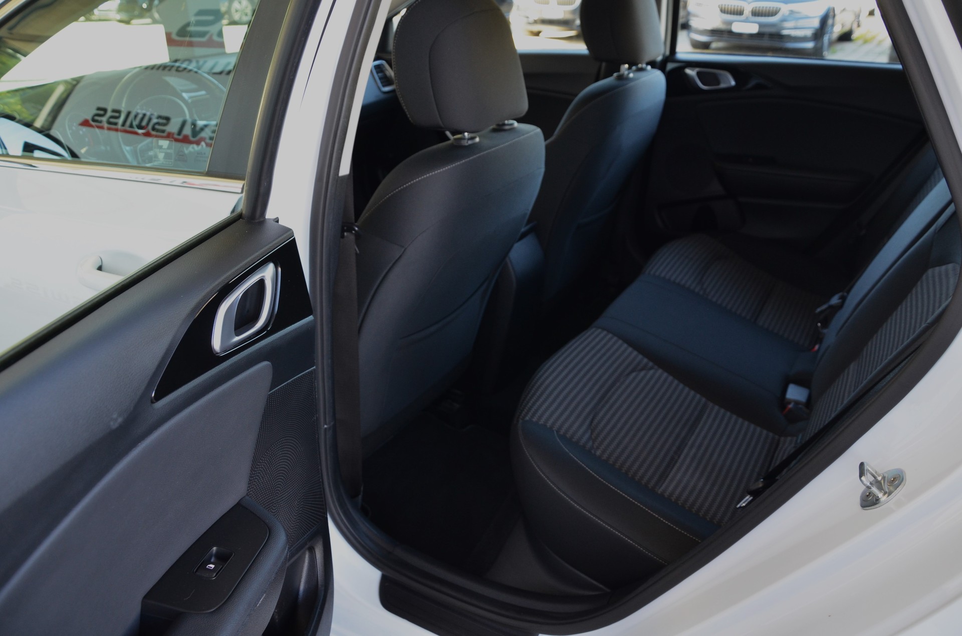 KIA Ceed Sportswagon 1.5 T-GDi Power DCT*Frisch ab MFK,1 Jahr oder 20000km Garantie auf Motor und Getriebe*-image-12