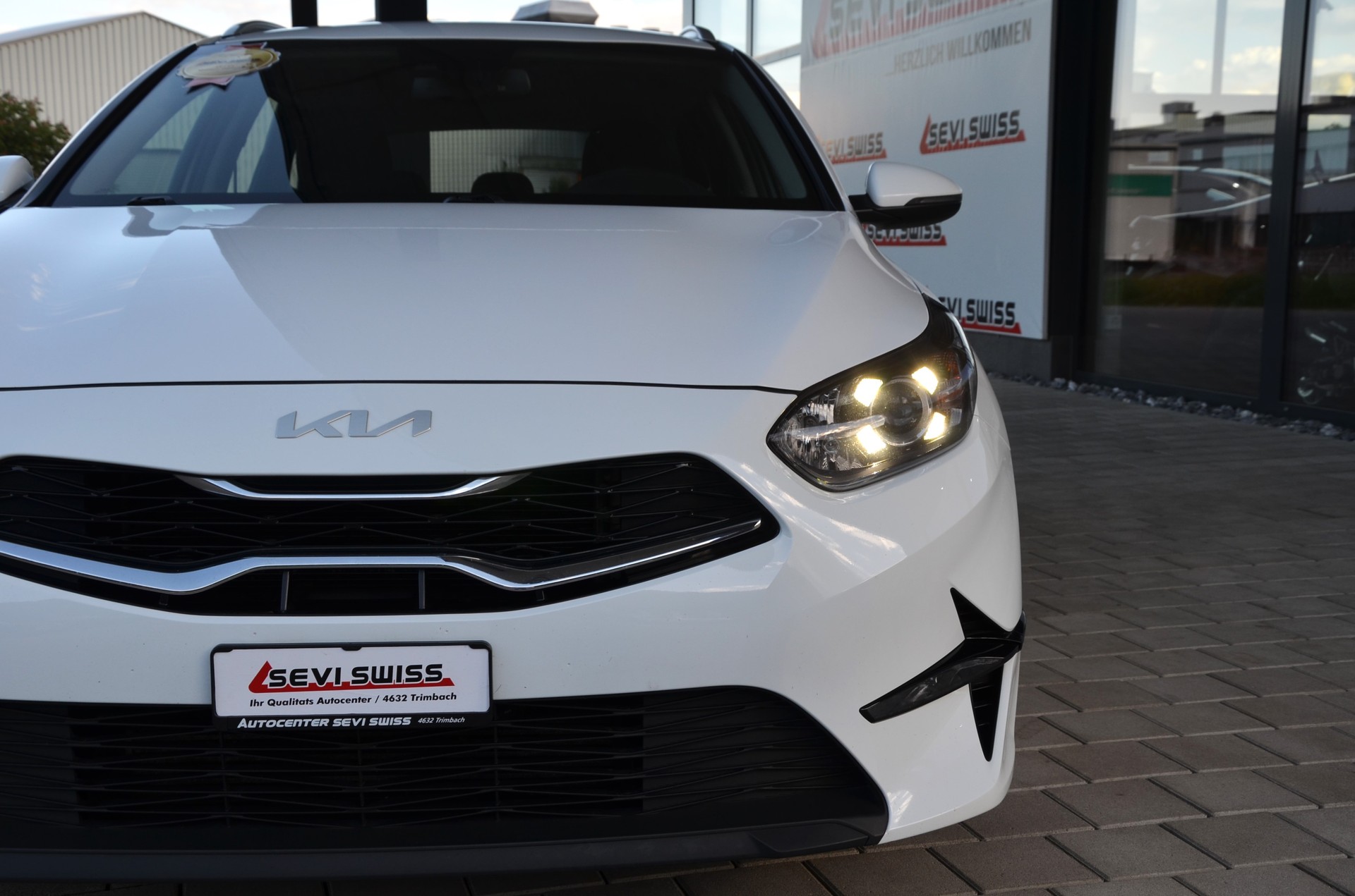 KIA Ceed Sportswagon 1.5 T-GDi Power DCT*Frisch ab MFK,1 Jahr oder 20000km Garantie auf Motor und Getriebe*-image-10