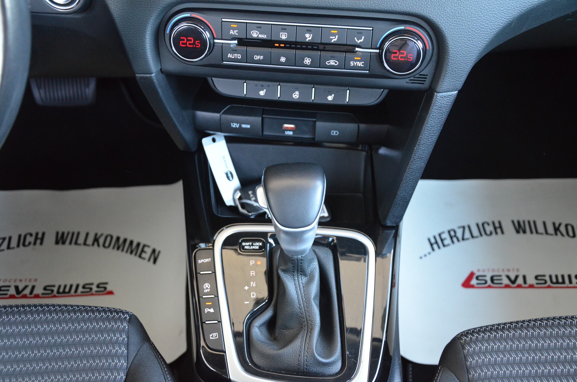 KIA Ceed Sportswagon 1.5 T-GDi Power DCT*Frisch ab MFK,1 Jahr oder 20000km Garantie auf Motor und Getriebe*-image-13