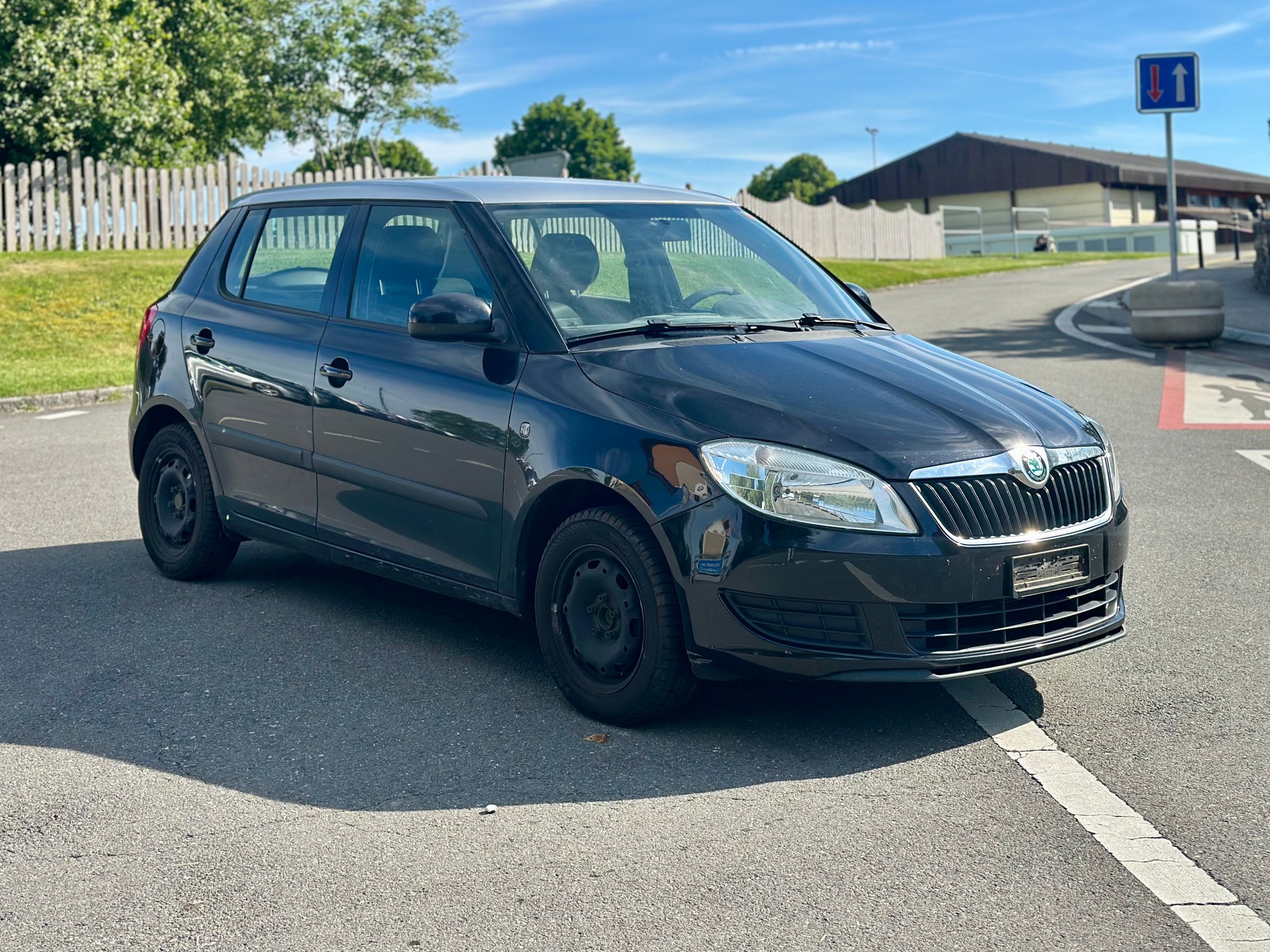 SKODA Fabia 1.2 TSI Ambition-image-1