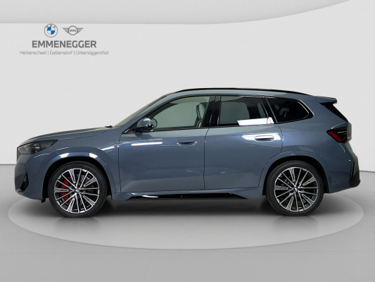 BMW iX1 xDrive 30 Ed. M Sport-showroom-element-1