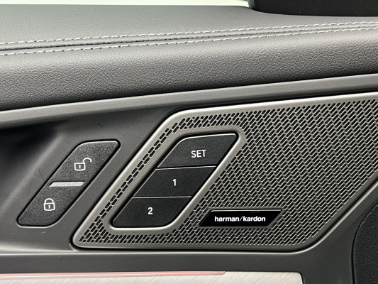 BMW iX1 xDrive 30 Ed. M Sport-image-14