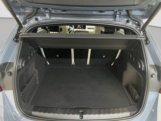 BMW iX1 xDrive 30 Ed. M Sport-image-13