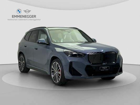 BMW iX1 xDrive 30 Ed. M Sport-image-6