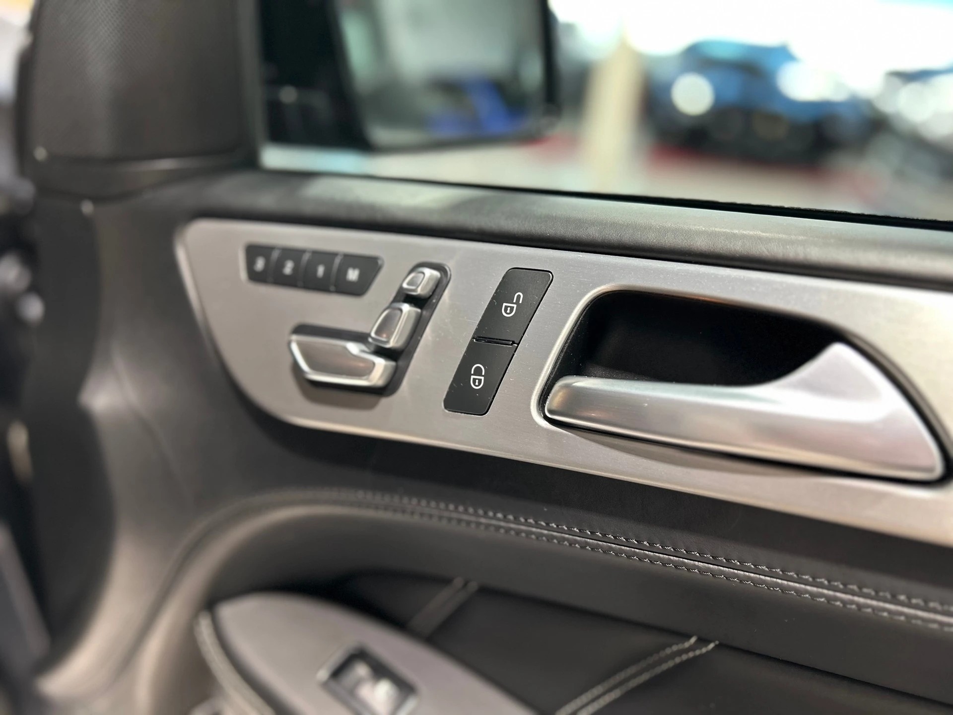 MERCEDES-BENZ GLE 63 V8 S AMG Coupé-image-18