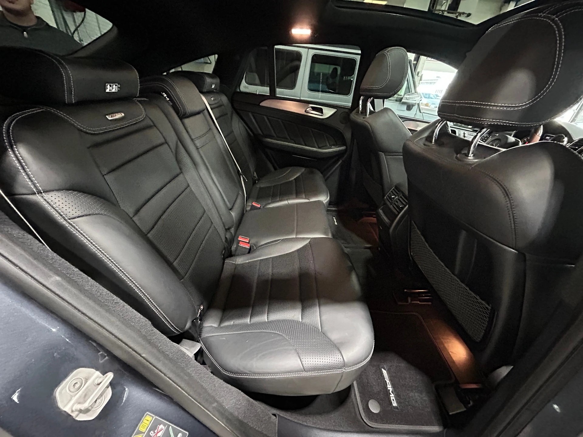 MERCEDES-BENZ GLE 63 V8 S AMG Coupé-image-9
