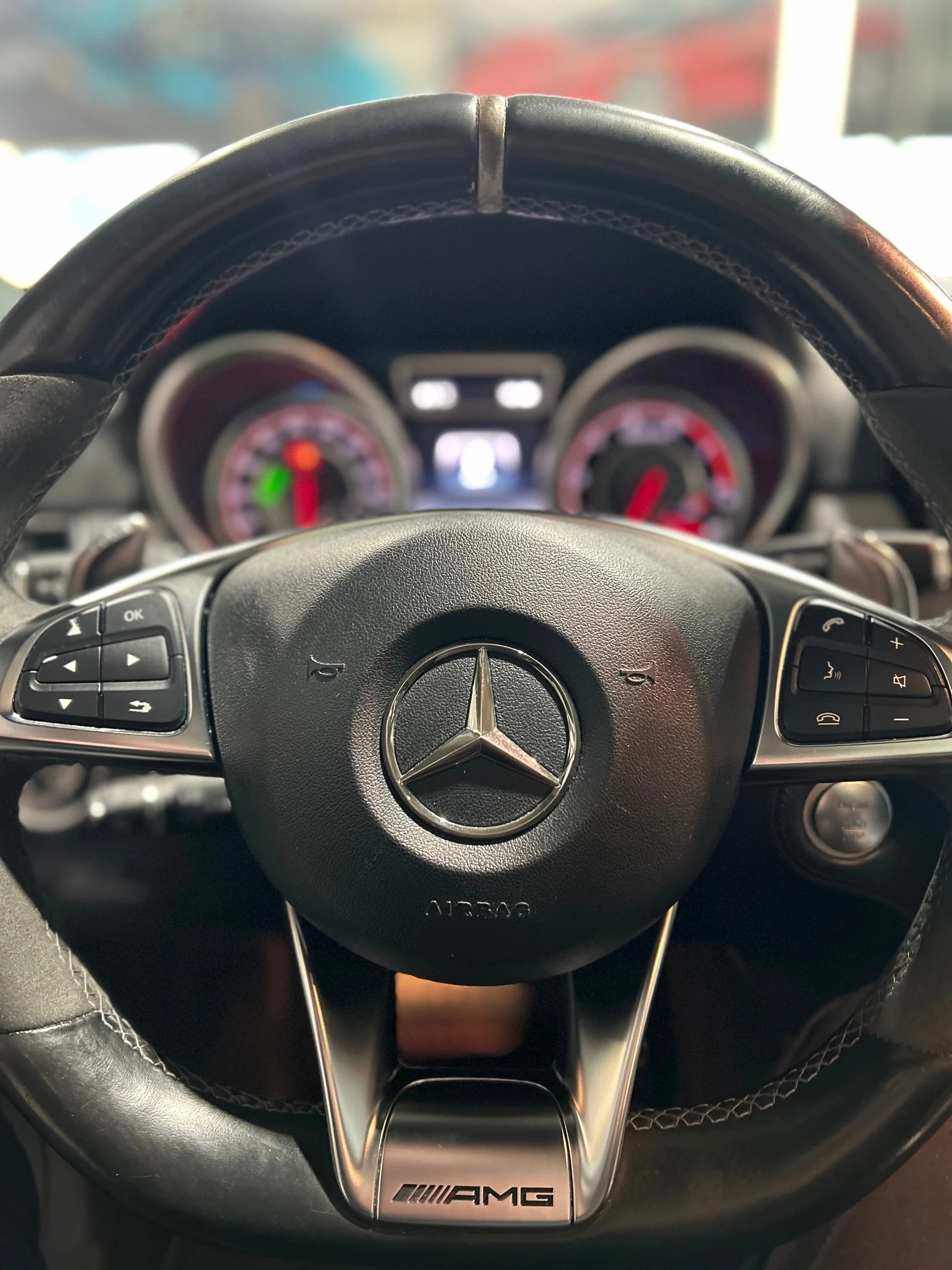 MERCEDES-BENZ GLE 63 V8 S AMG Coupé-image-11
