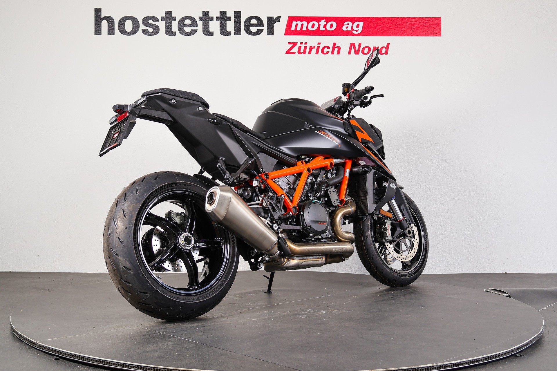 KTM 1390 Super Duke R EVO Inkl. Gratis Tech Pack-showroom-element-2