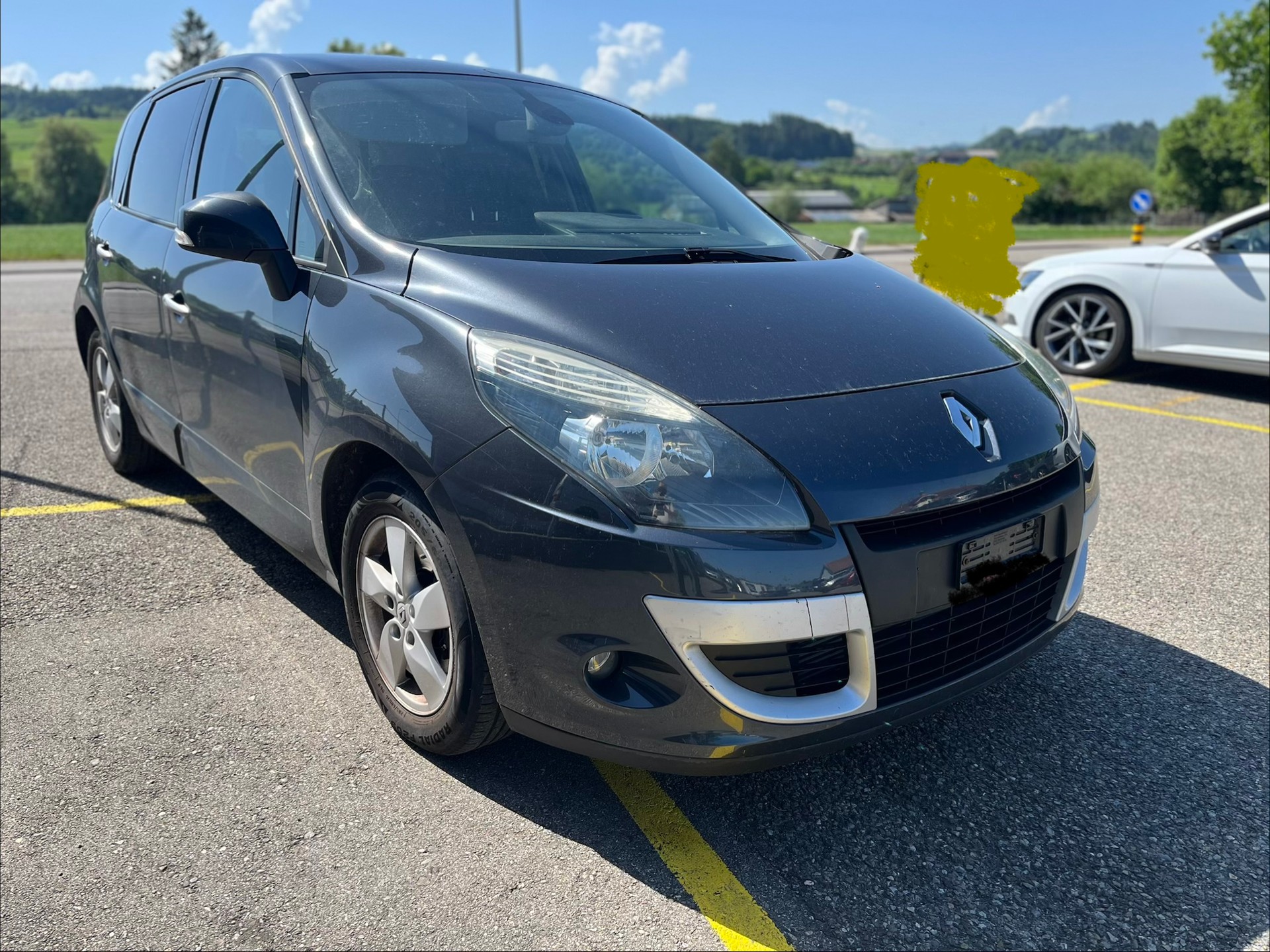 RENAULT 1,4i Benzin Mfk 11/2025 Euro B04-image-1