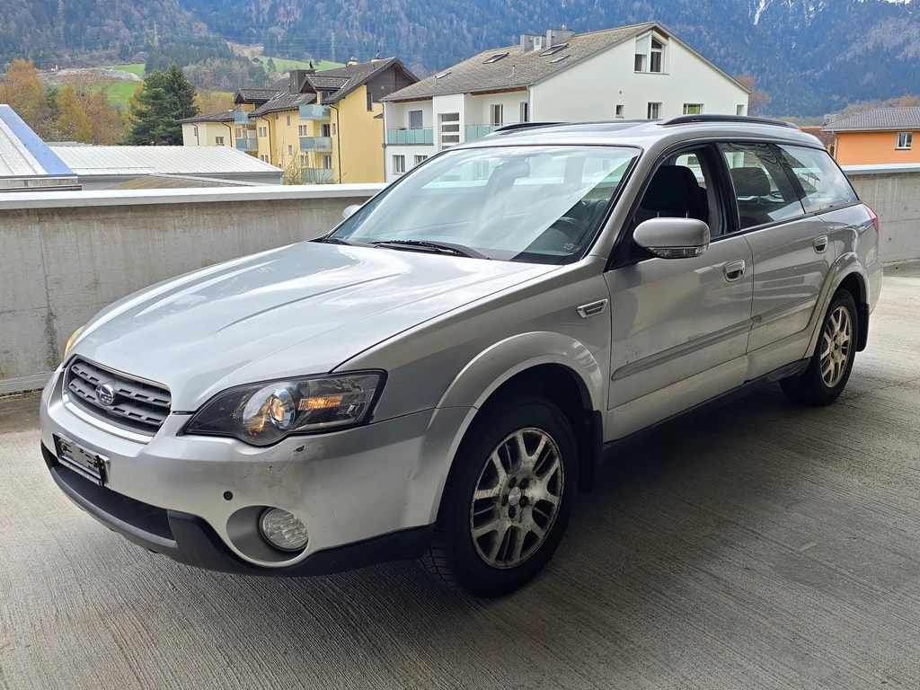 SUBARU Outback 2.5i AWD