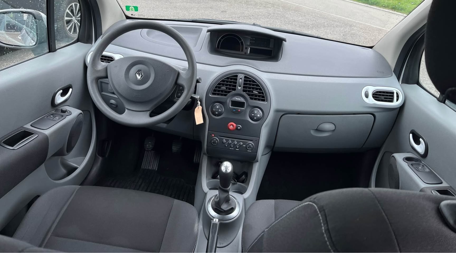 RENAULT Modus 1.2 16V T Expression-image-8