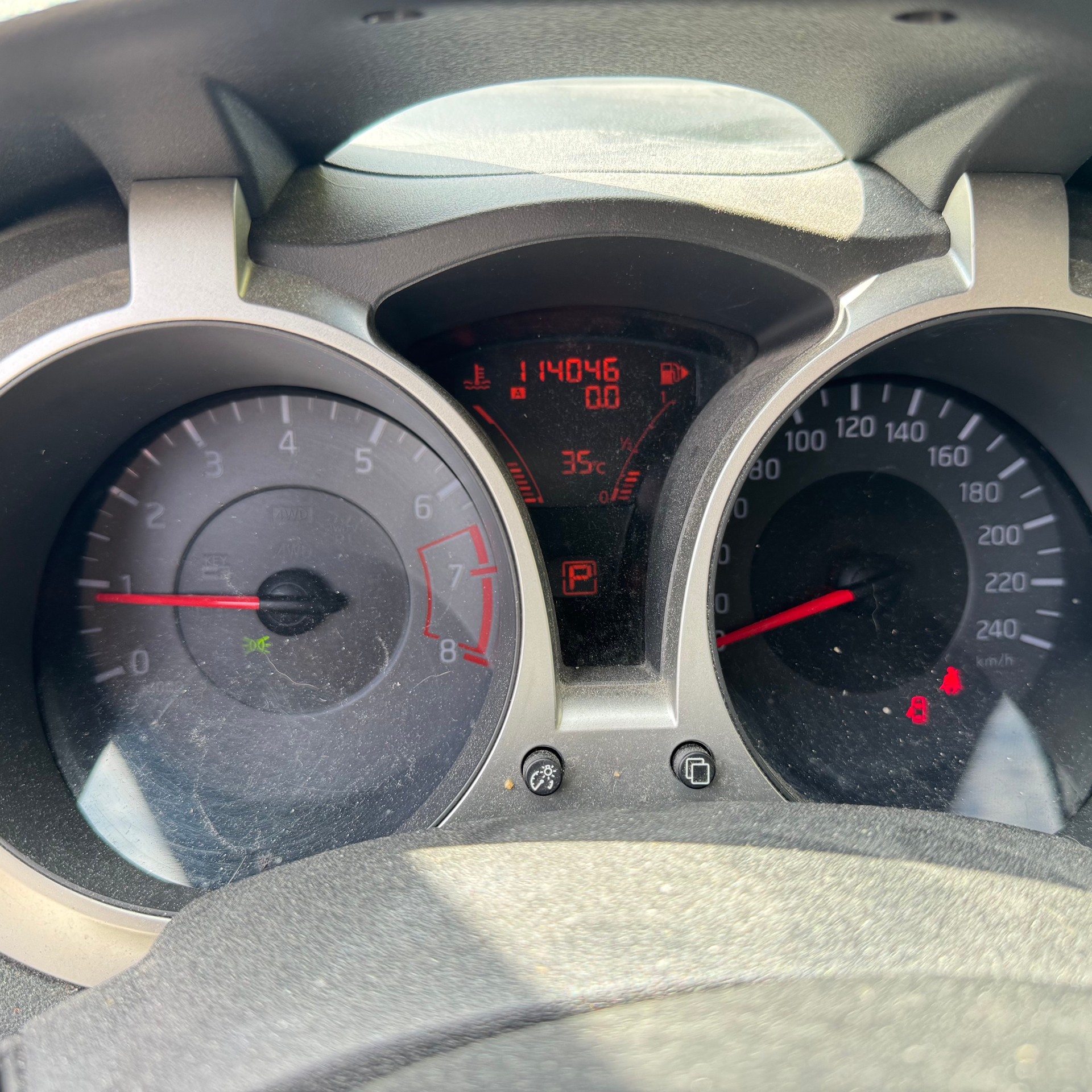 NISSAN Juke 1.6 DIG-T Shiro 4x4 Xtronic M-CVT-image-5