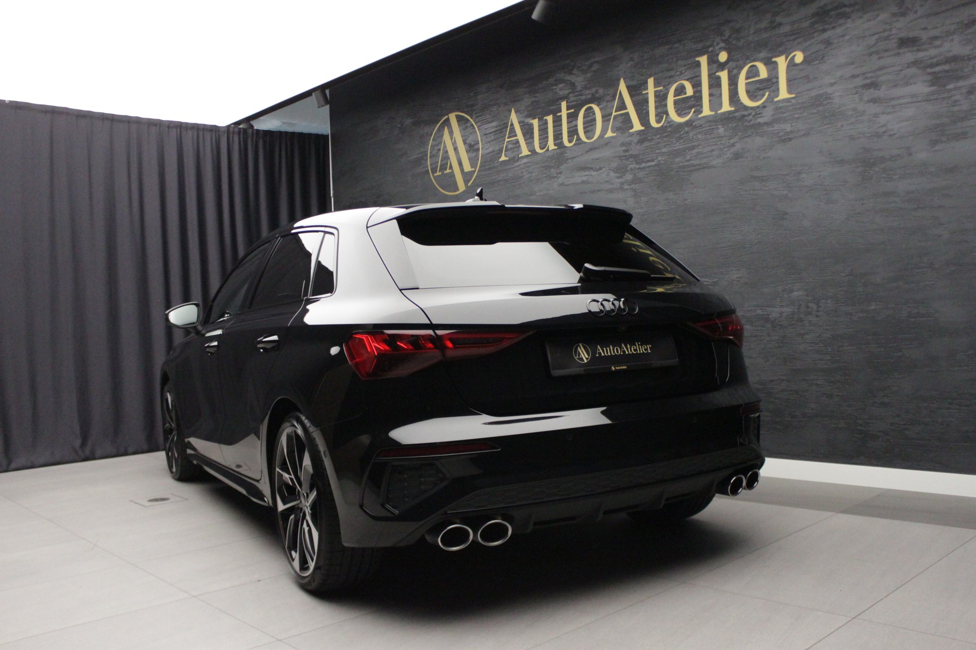 AUDI S3 Sportback 2.0 TFSI quattro S-tronic-image-8
