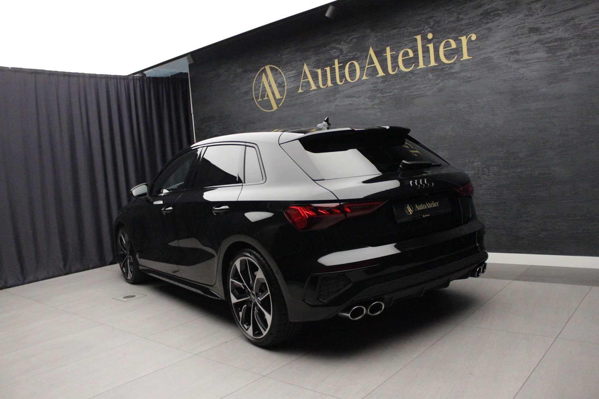 AUDI S3 Sportback 2.0 TFSI quattro S-tronic-image-10