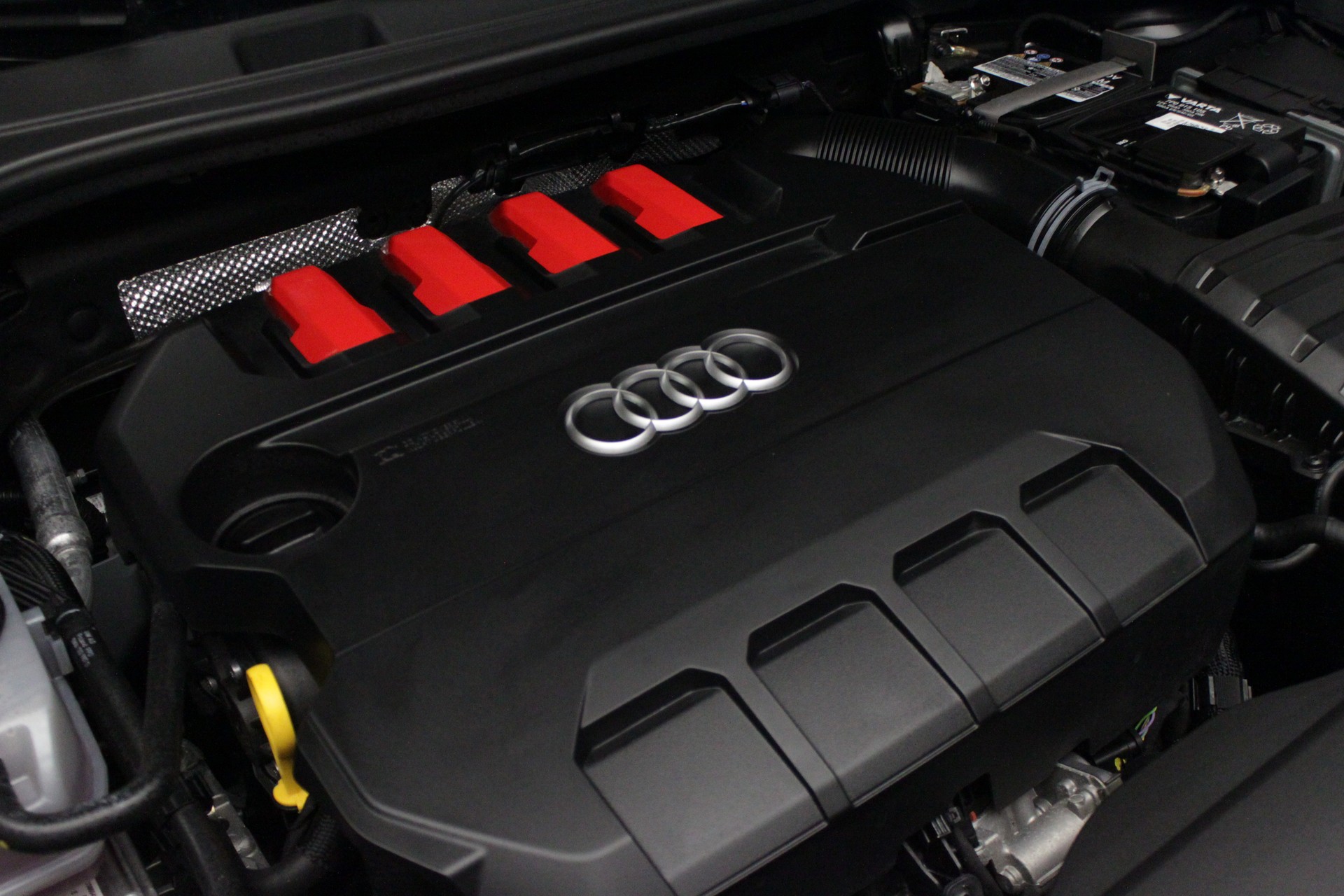 AUDI S3 Sportback 2.0 TFSI quattro S-tronic-image-21
