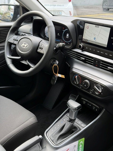 HYUNDAI i20 1.0 T-GDi Amplia-image-12