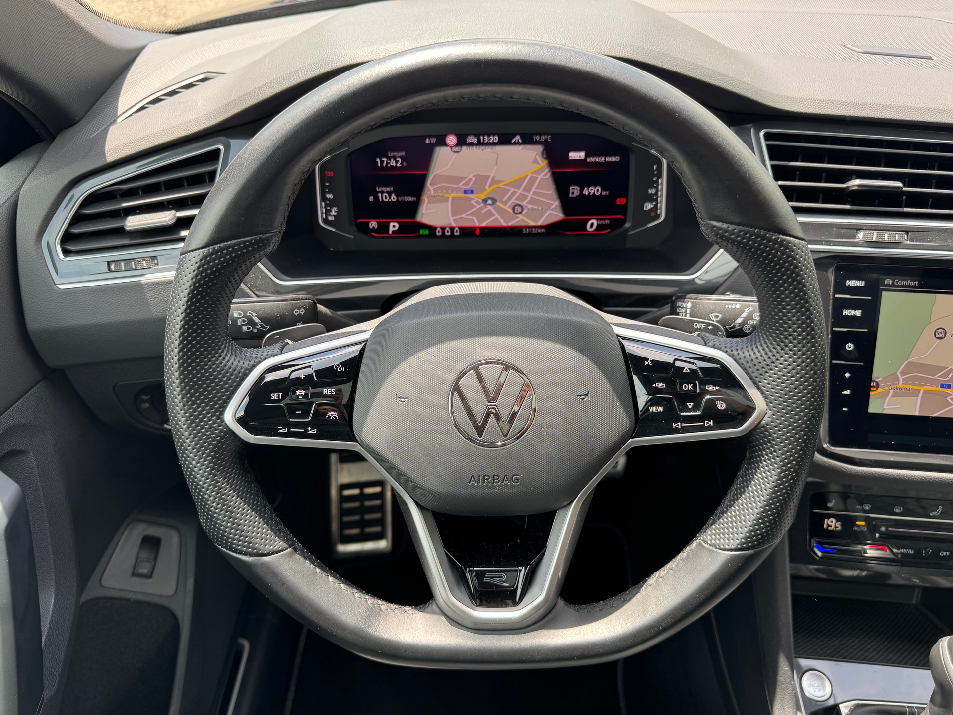 VW Tiguan 2.0TSI R-Line 4Motion DSG-image-14