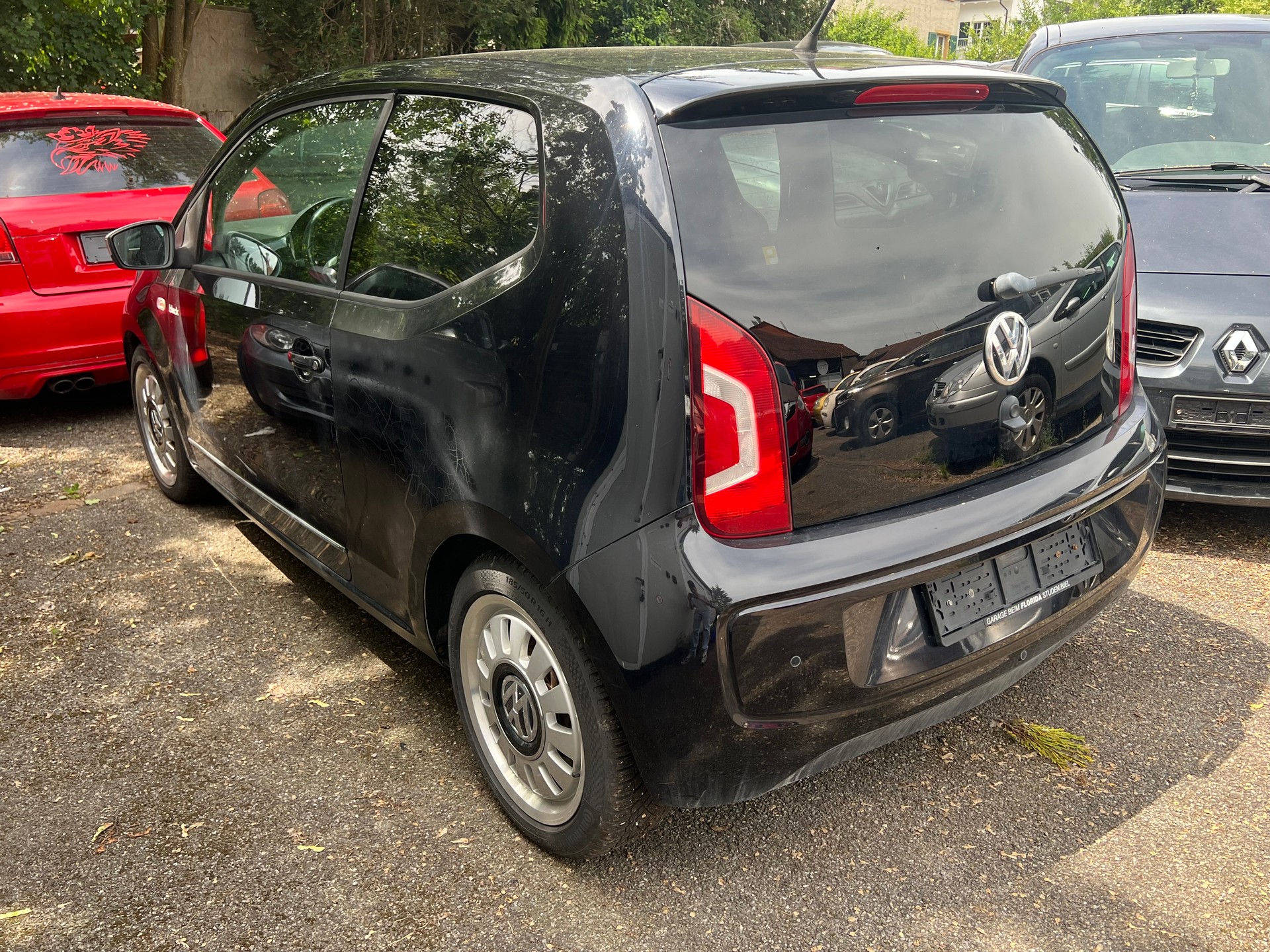 VW Up 1.0 black up-image-3