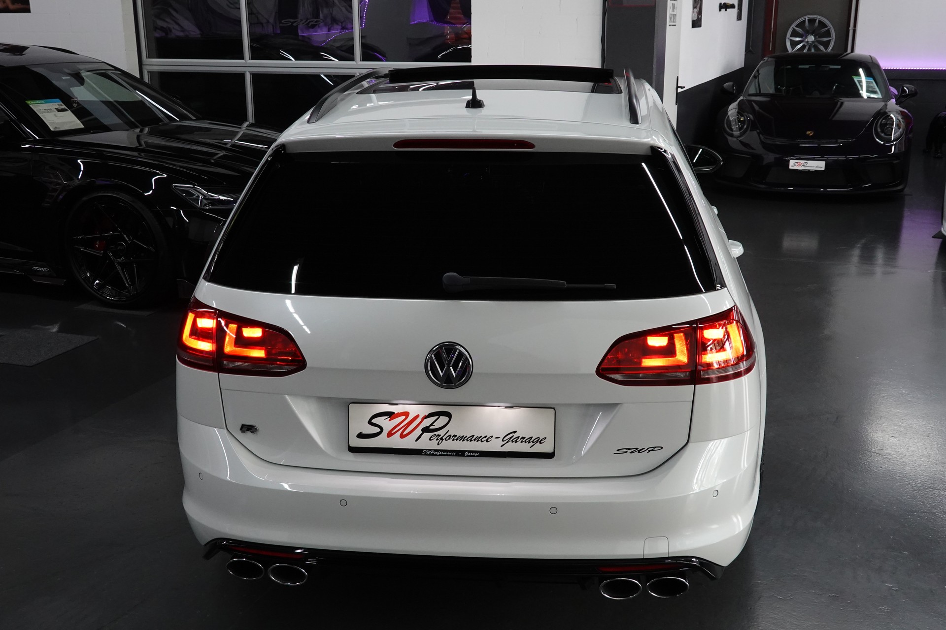 VW GOLF VARIANT 2.0 TSI R 4 Motion DSG CH-FZ ON TOP-image-21