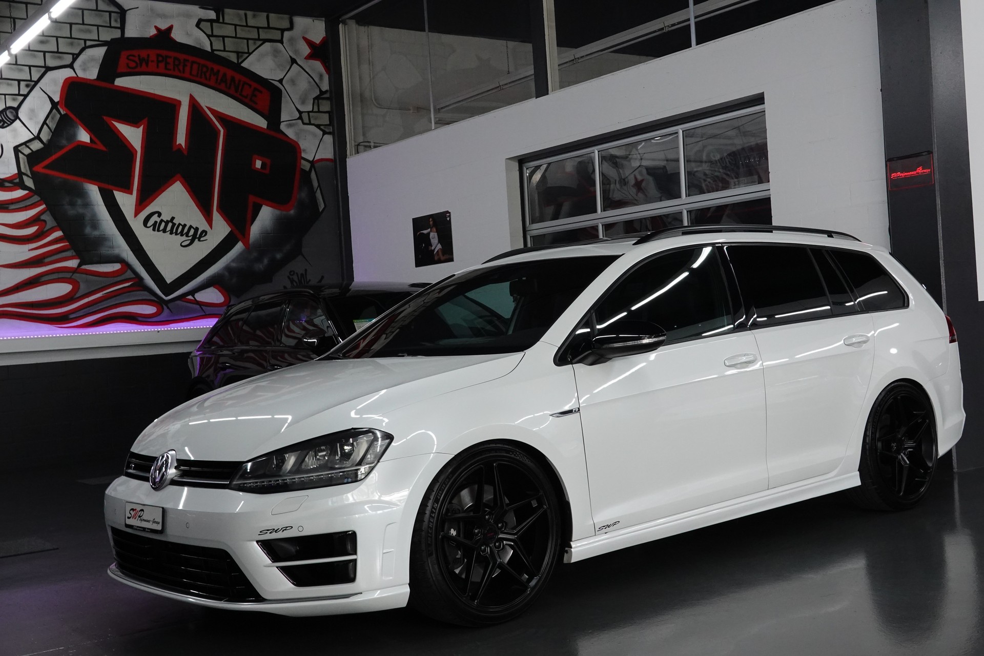 VW GOLF VARIANT 2.0 TSI R 4 Motion DSG CH-FZ ON TOP
