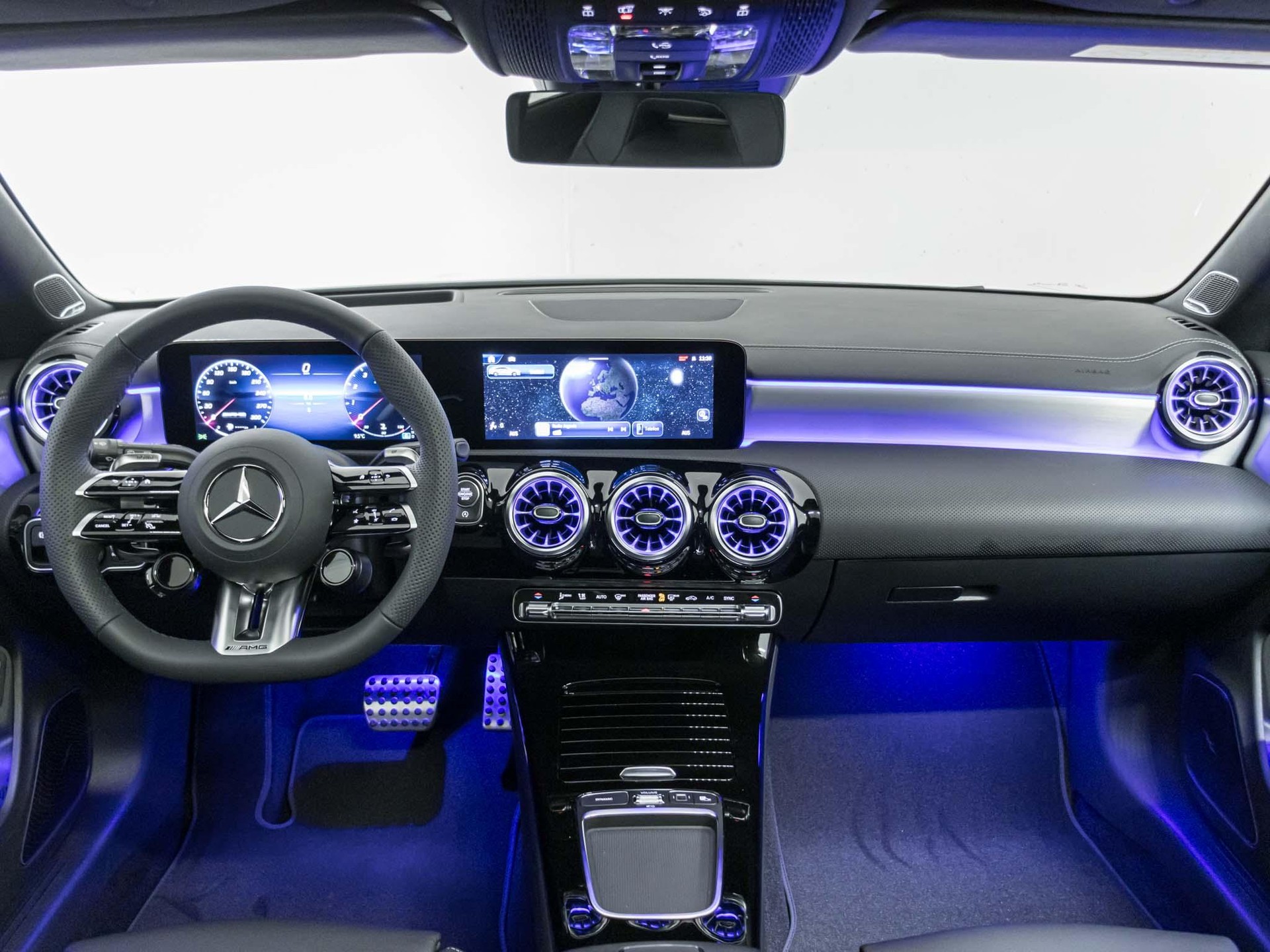 MERCEDES-BENZ CLA 45 S AMG 4MATIC+ SB-image-11