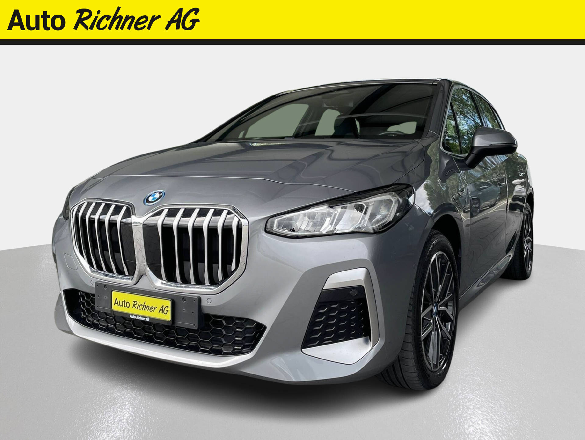 BMW 225e xDrive paddles Active Tourer-showroom-element-1