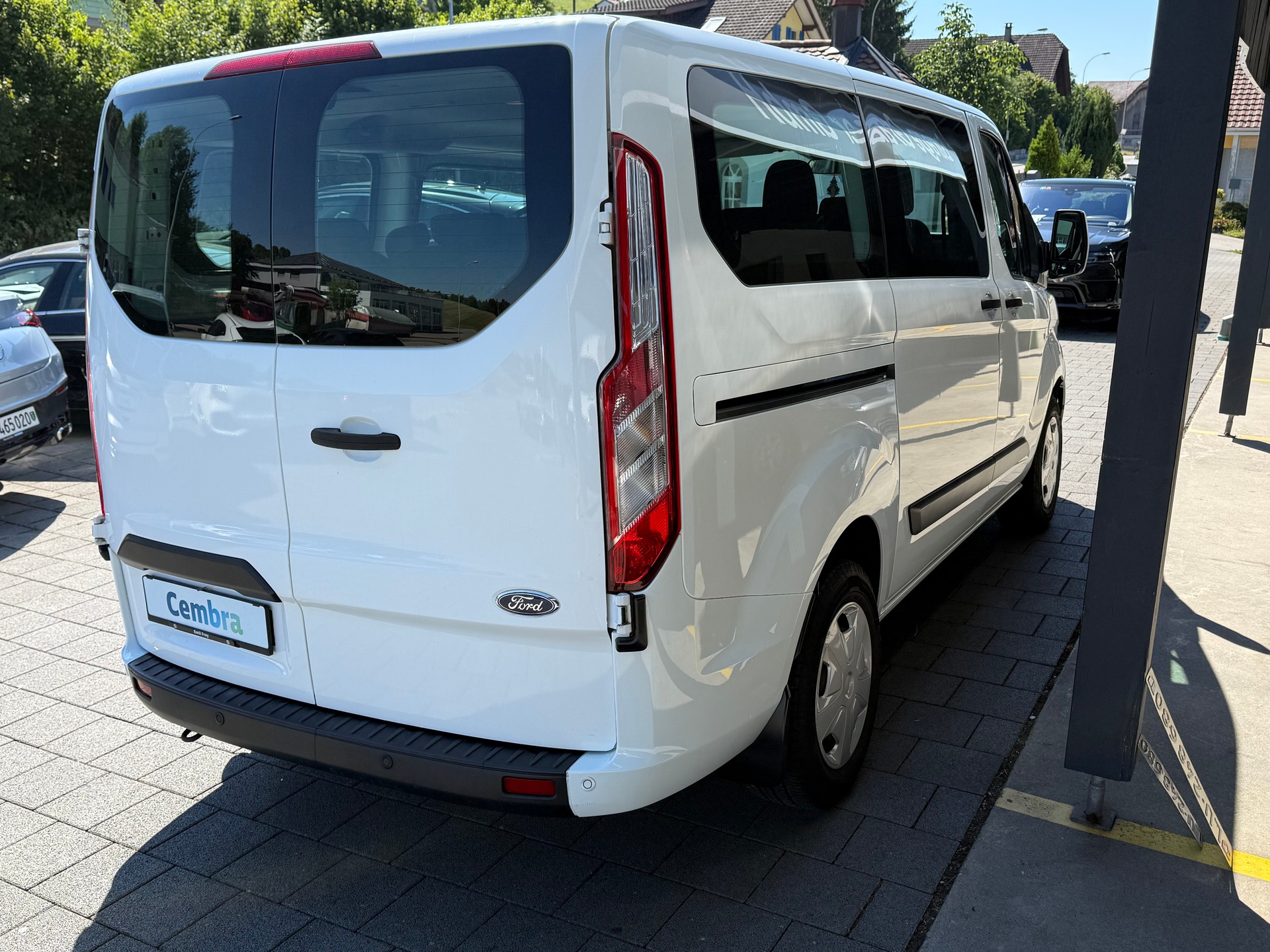 FORD Transit Custom 1.0 Eco Boost 320 L1H1 Trend PHEV-image-4