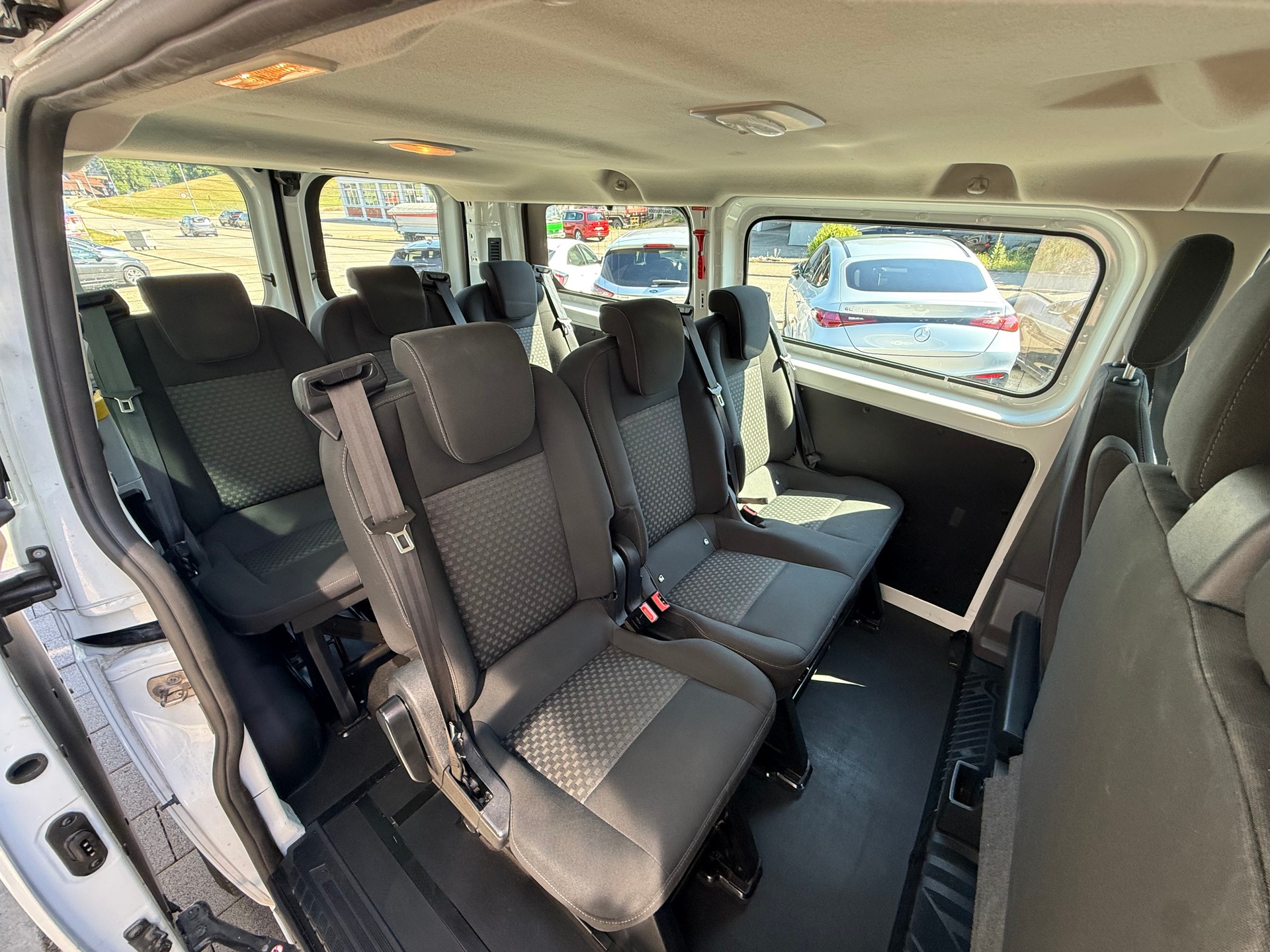 FORD Transit Custom 1.0 Eco Boost 320 L1H1 Trend PHEV-image-2