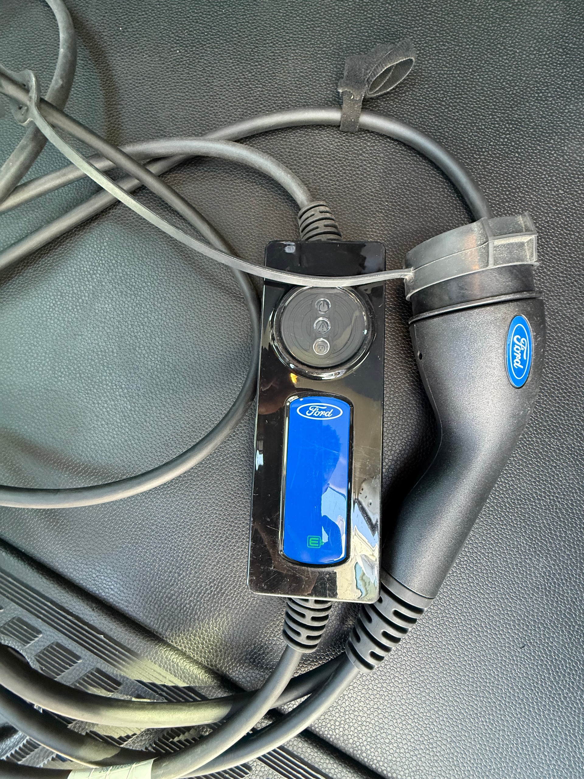 FORD Transit Custom 1.0 Eco Boost 320 L1H1 Trend PHEV-image-8