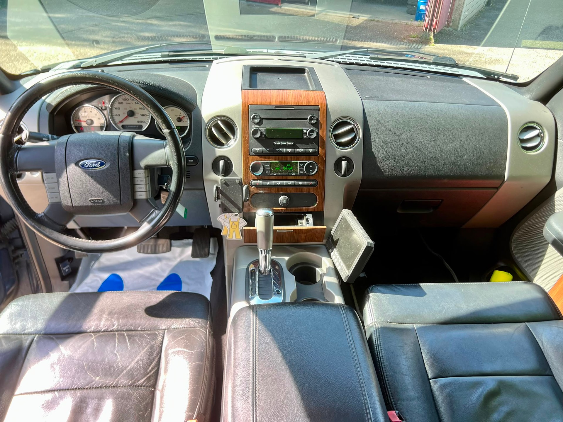 FORD F-150 Lariat 5.4 V8 ✅-image-12