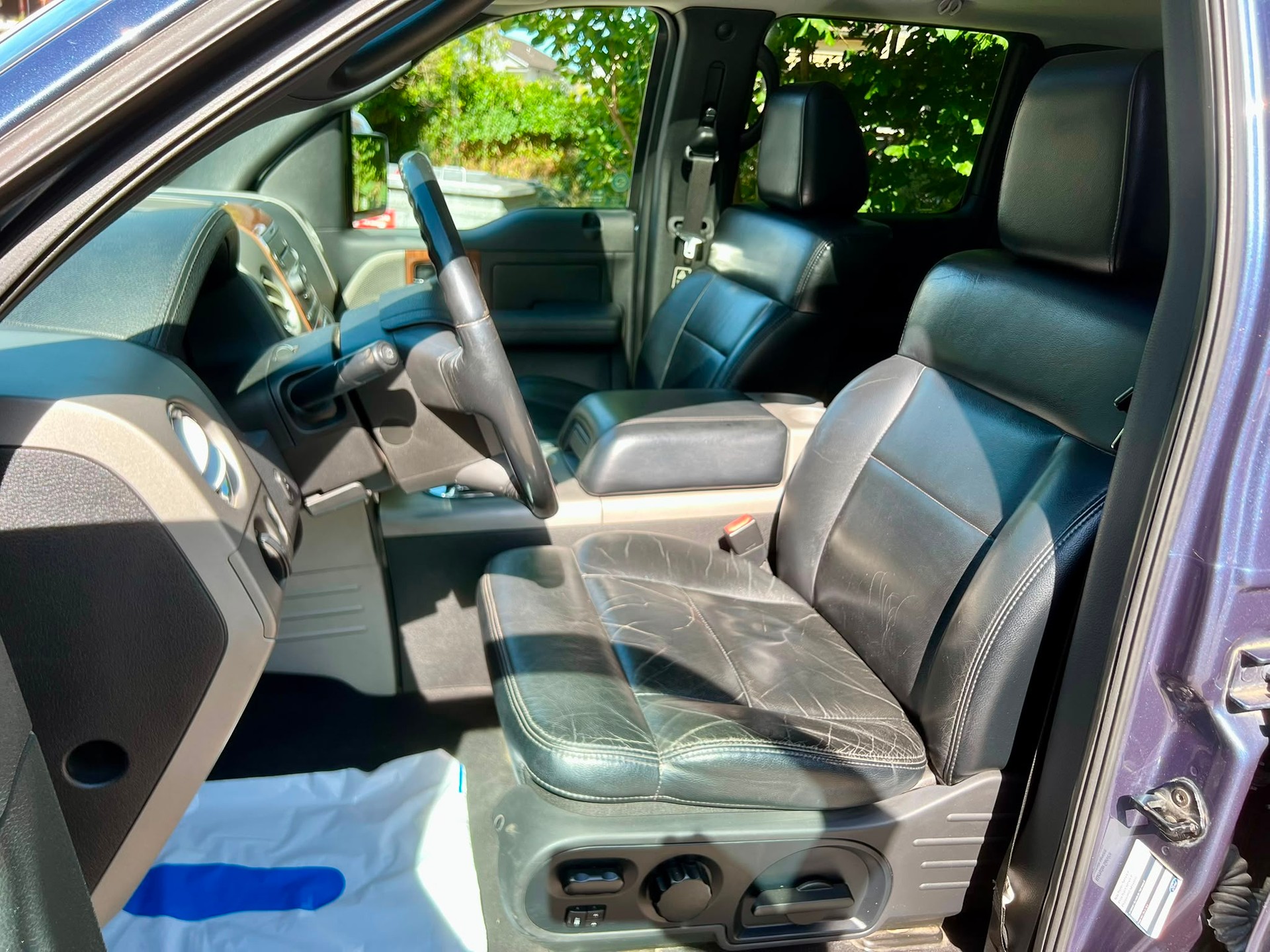 FORD F-150 Lariat 5.4 V8 ✅-image-11