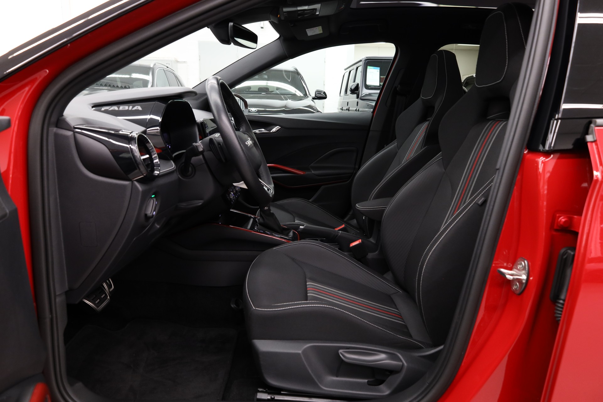 SKODA Fabia 1.0 TSI Monte Carlo DSG-image-13