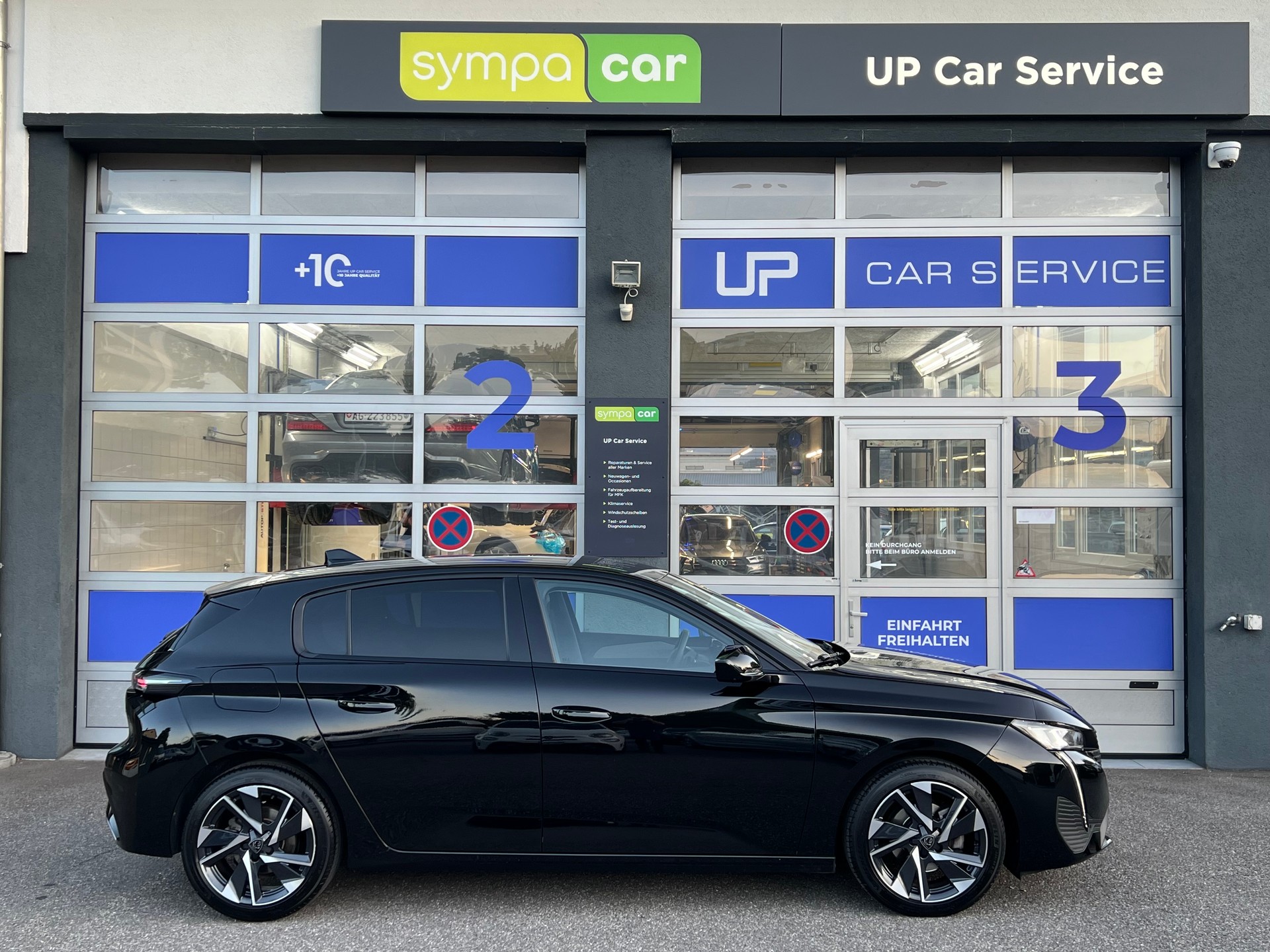 PEUGEOT 308 1.2 PureTech Allure Pack-showroom-element-3