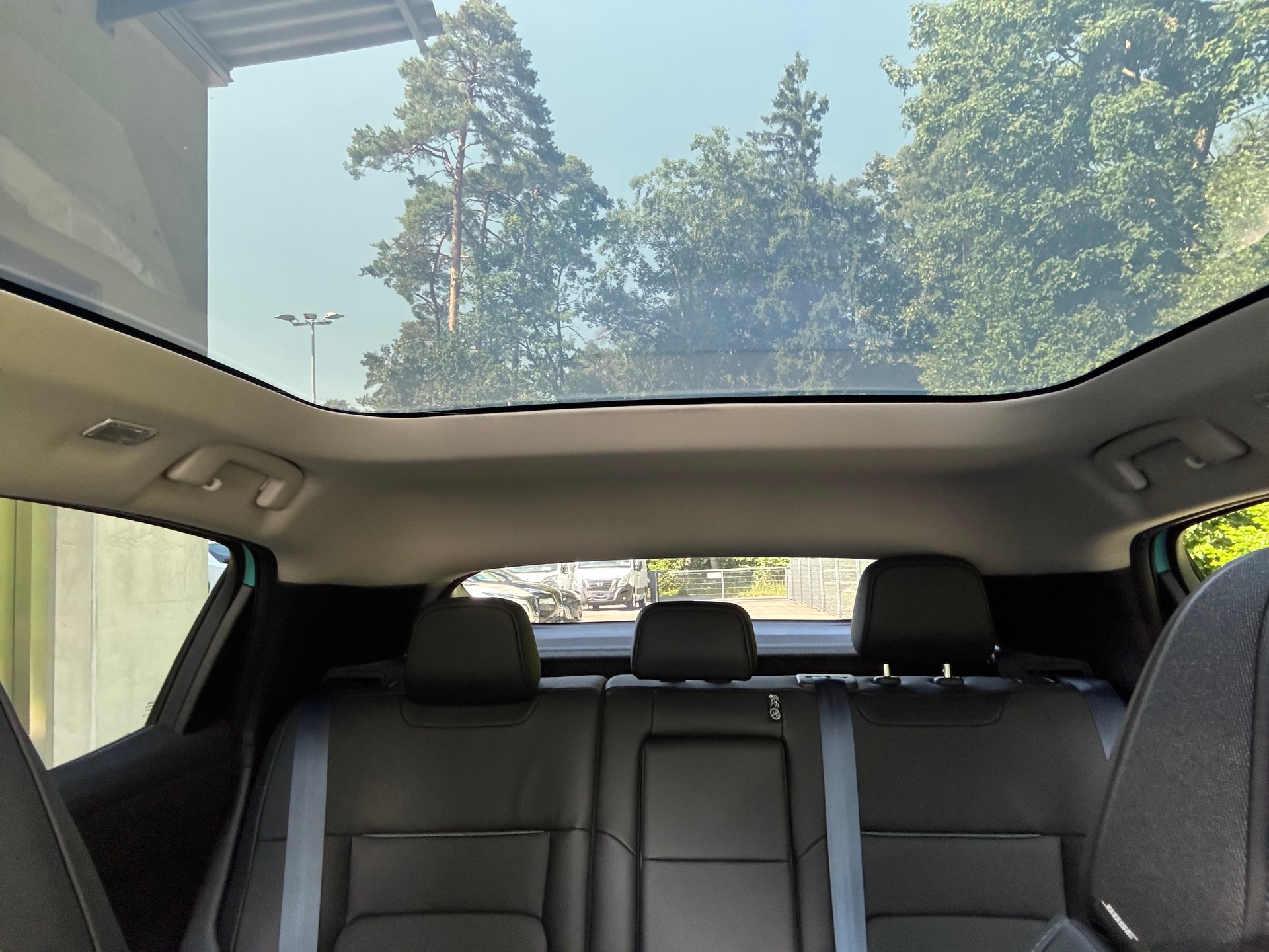 NISSAN Leaf 75 kWh Evolve-image-12