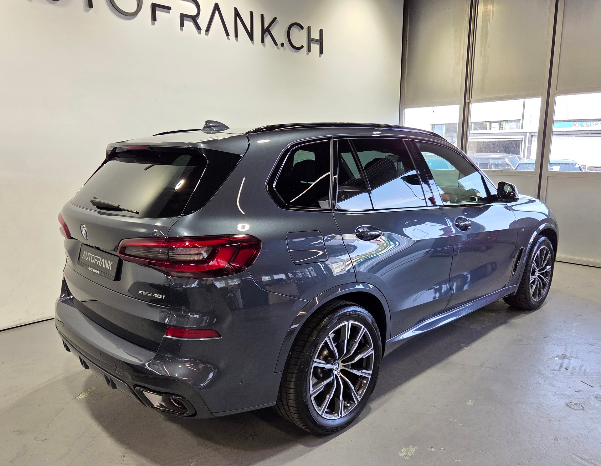 BMW X5 40i xDrive M-Sport-image-19