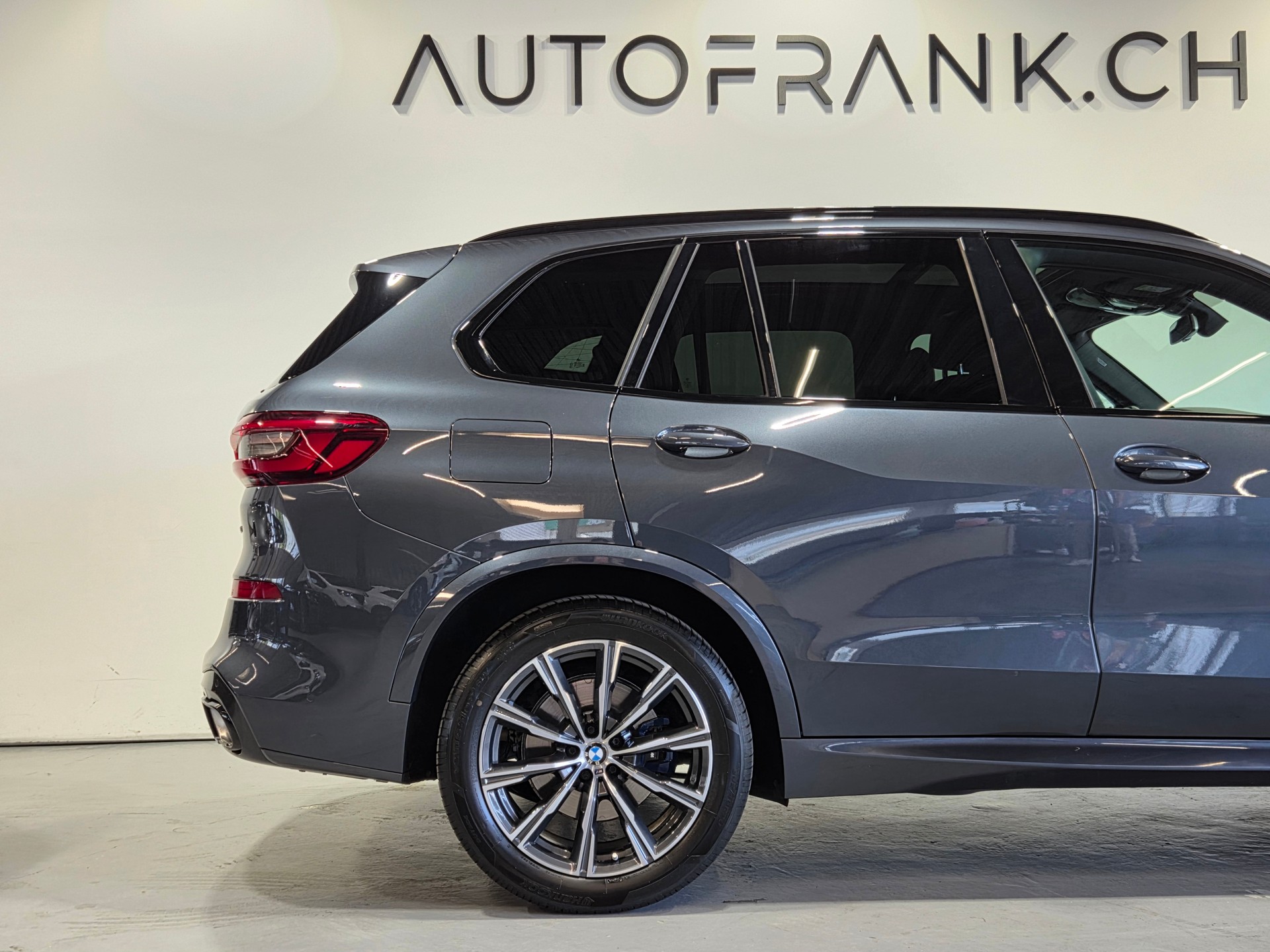 BMW X5 40i xDrive M-Sport-image-18