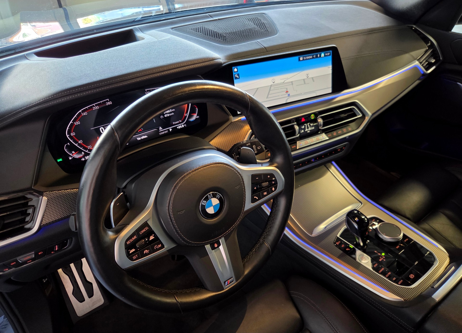 BMW X5 40i xDrive M-Sport-image-12