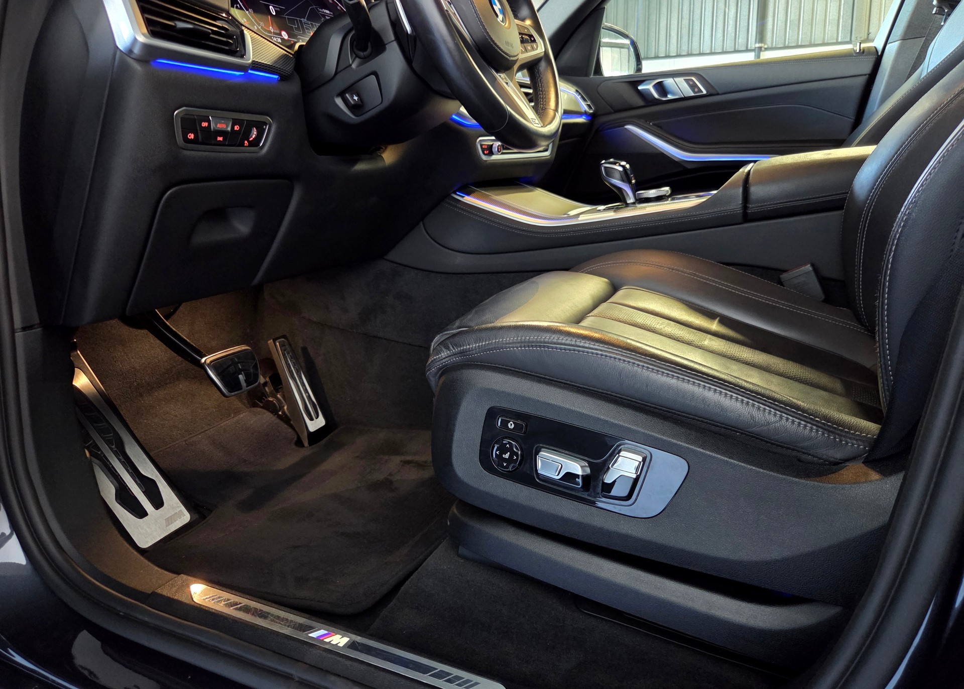 BMW X5 40i xDrive M-Sport-image-14