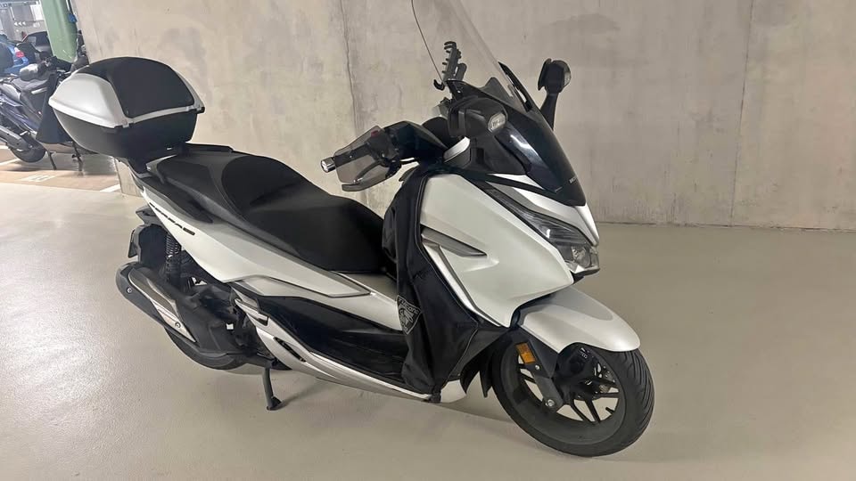 HONDA NSS 300 Forza ABS-image-0