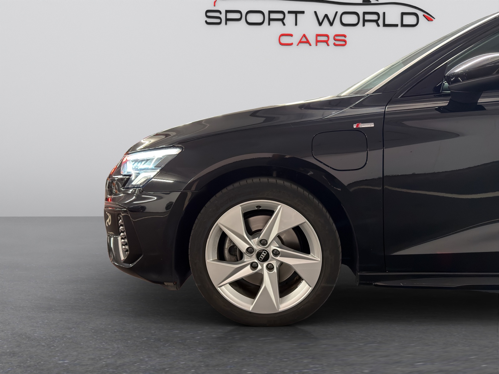 AUDI A3 Sportback 40 TFSI e S line S-tronic-image-25