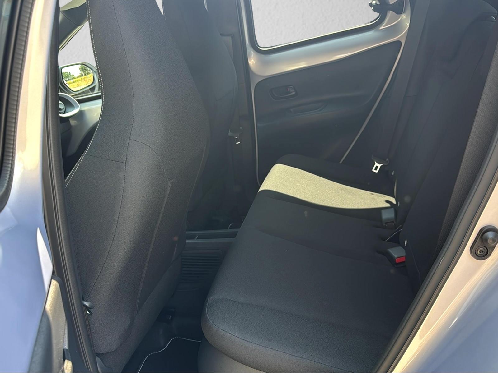 TOYOTA Aygo X 1.5 VVT-i HSD Trend-image-6
