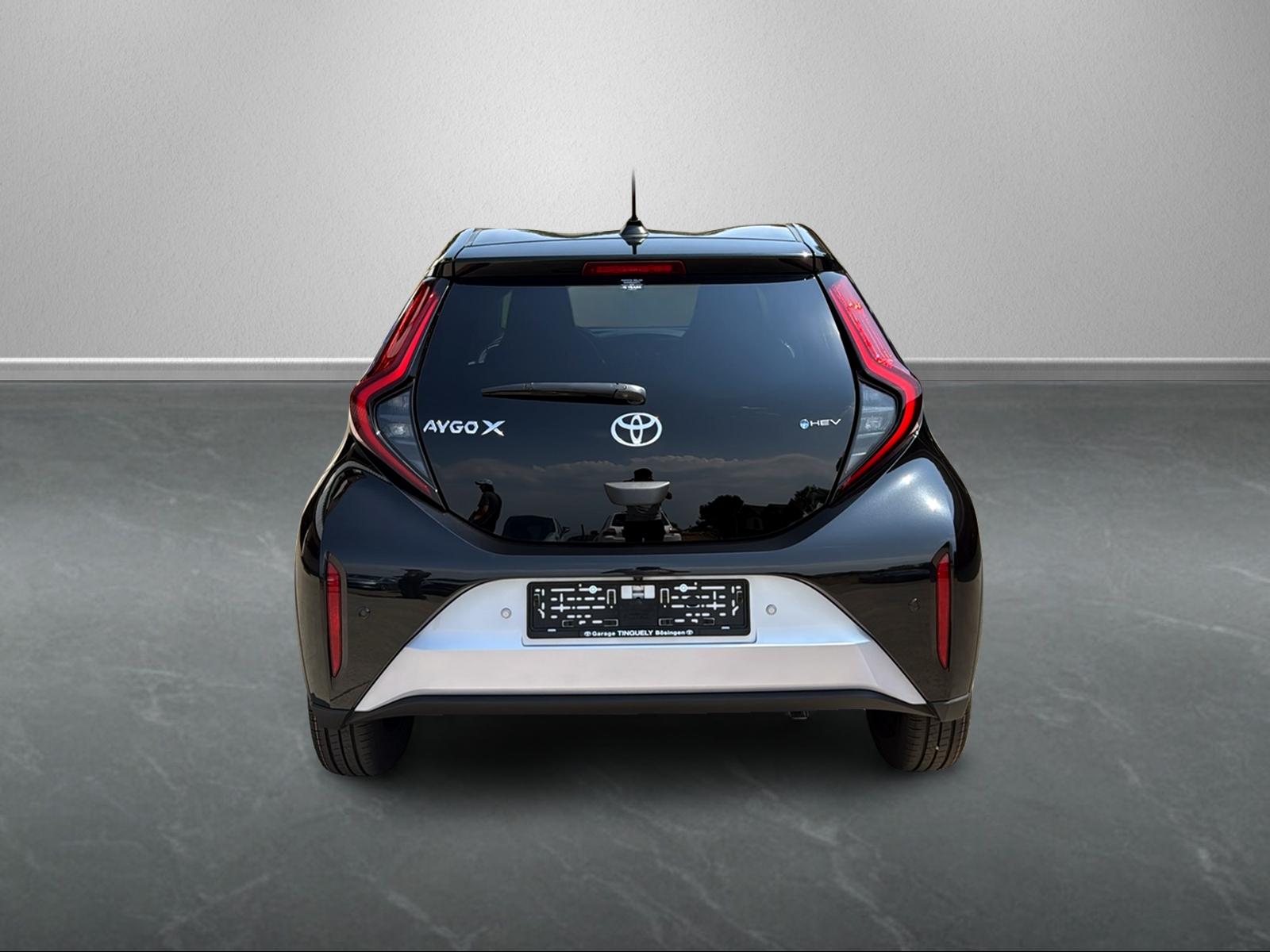 TOYOTA Aygo X 1.5 VVT-i HSD Trend-image-4