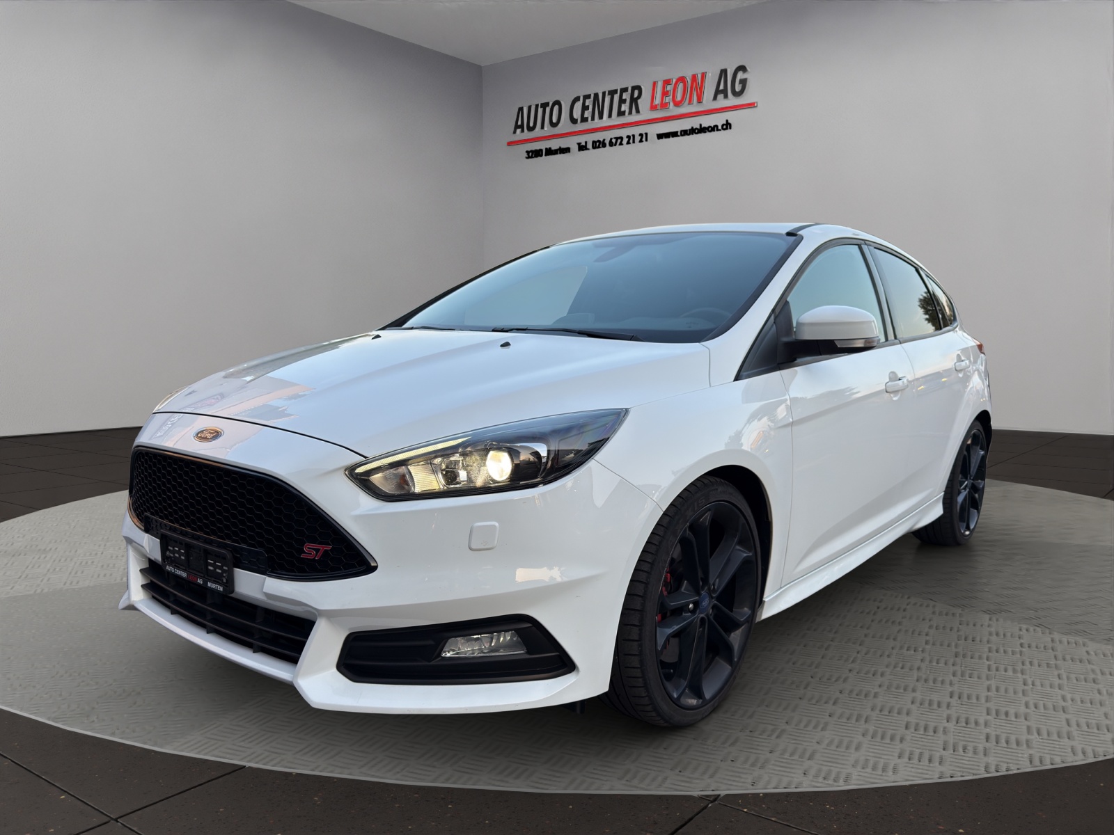 FORD Focus 2.0 TDCi ST3-showroom-element-1