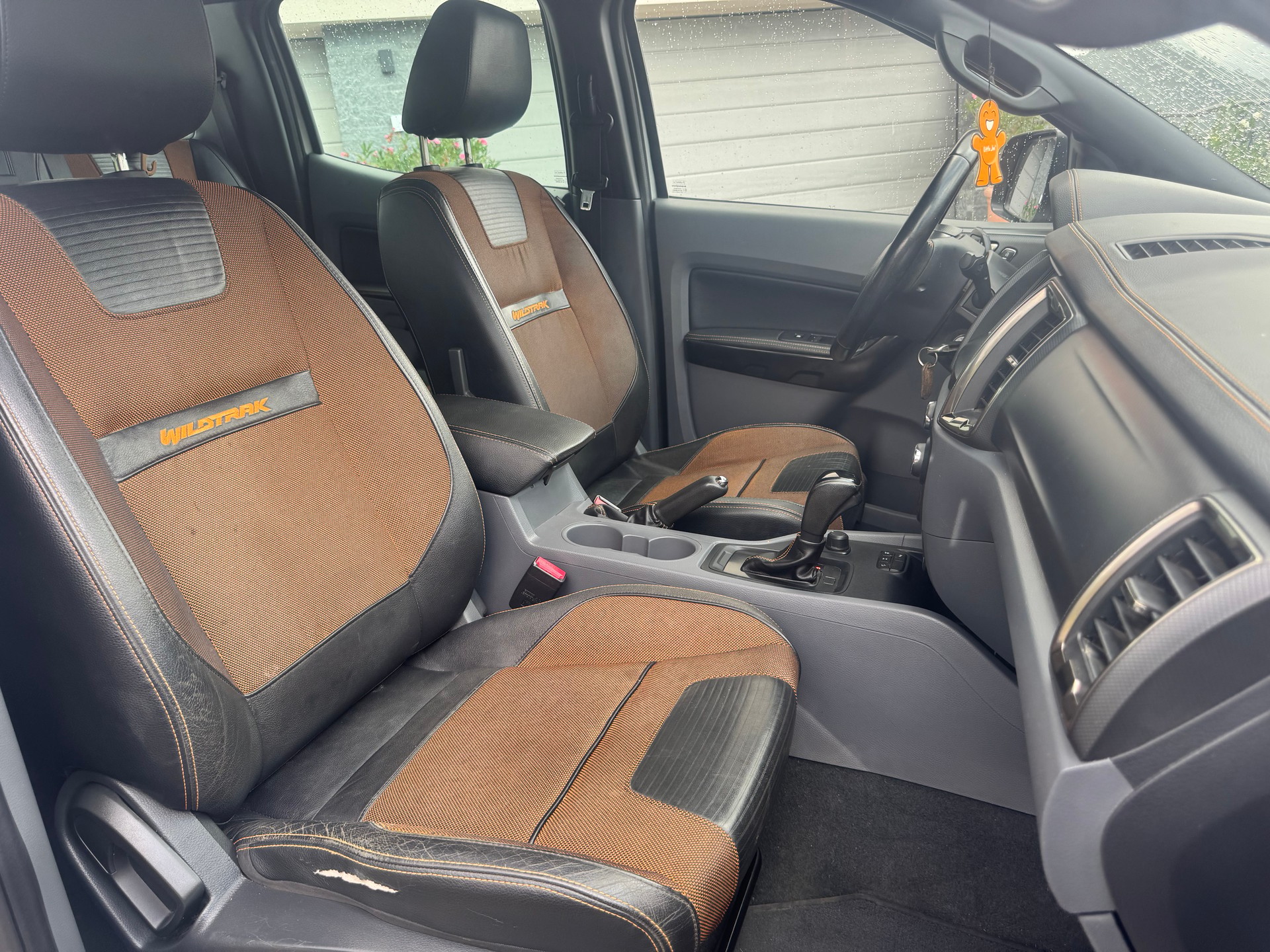 FORD 3.2 TDCi 4x4 Wildtrak-image-4