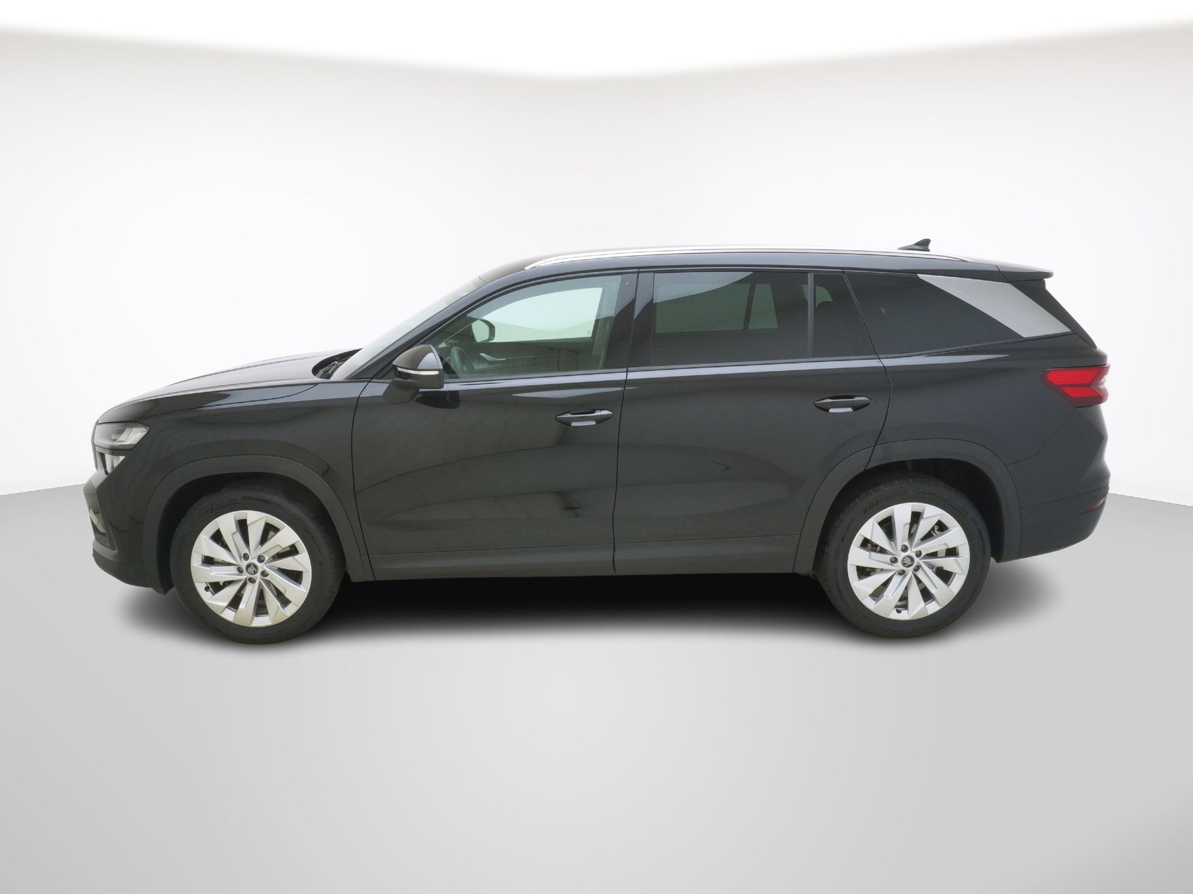 SKODA Kodiaq 2.0 TDI Selection-Loft-showroom-element-1