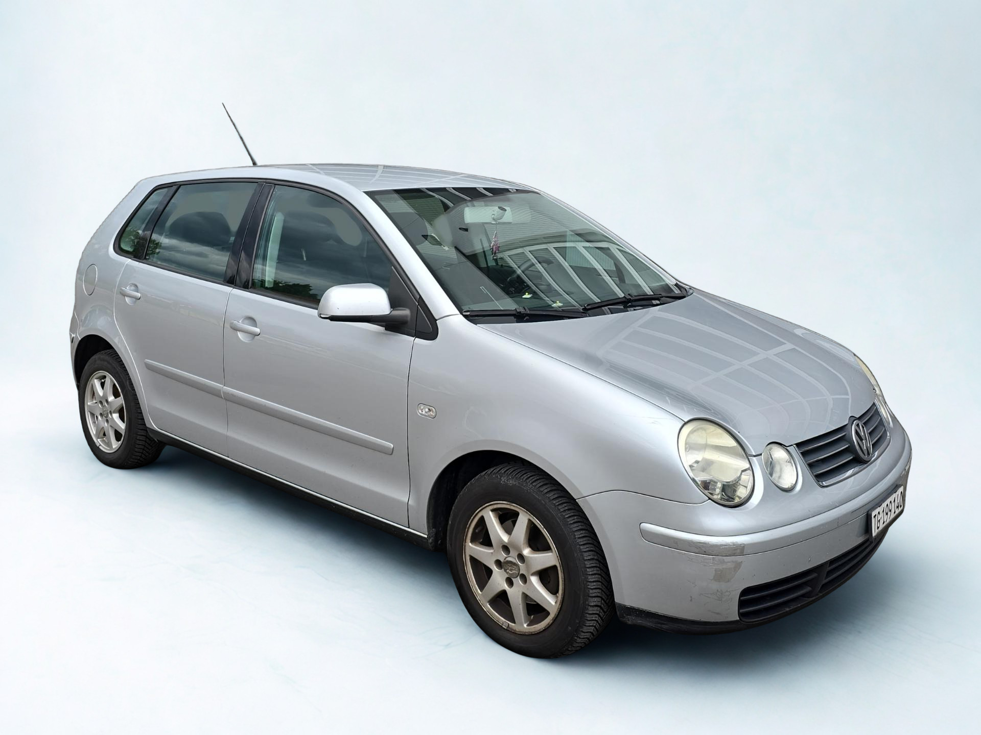 VW Polo 1.4 16V Highline-image-10