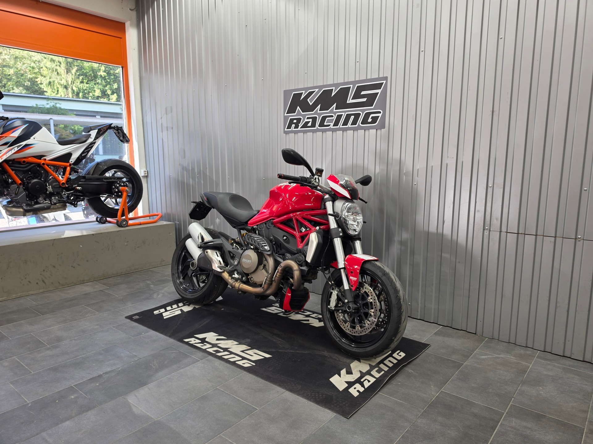 DUCATI Monster 1200 ABS-image-4