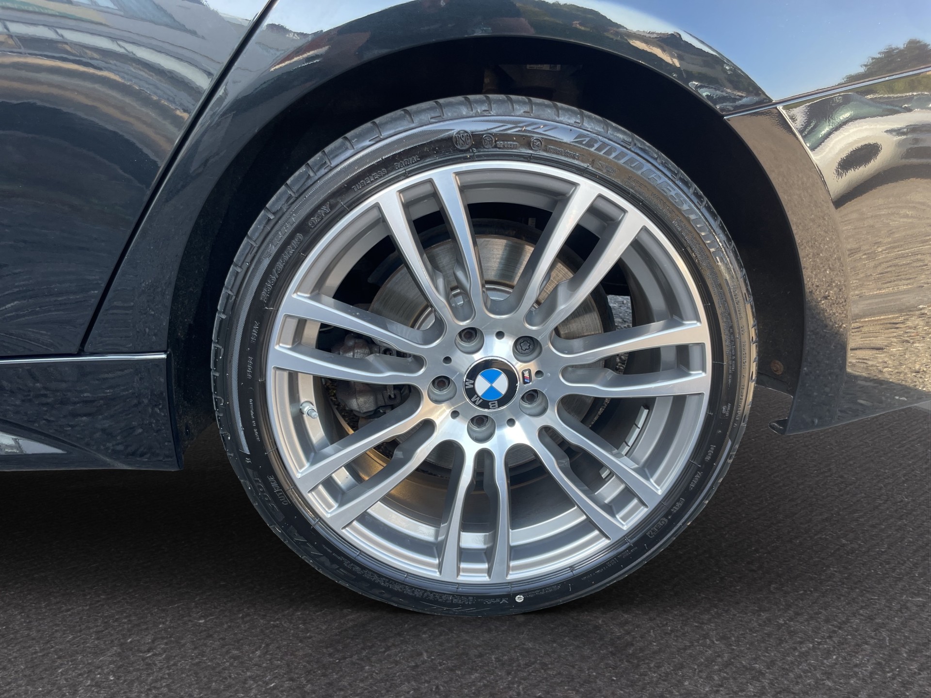 BMW 330d xDrive Touring M Sport Line Steptronic-image-19