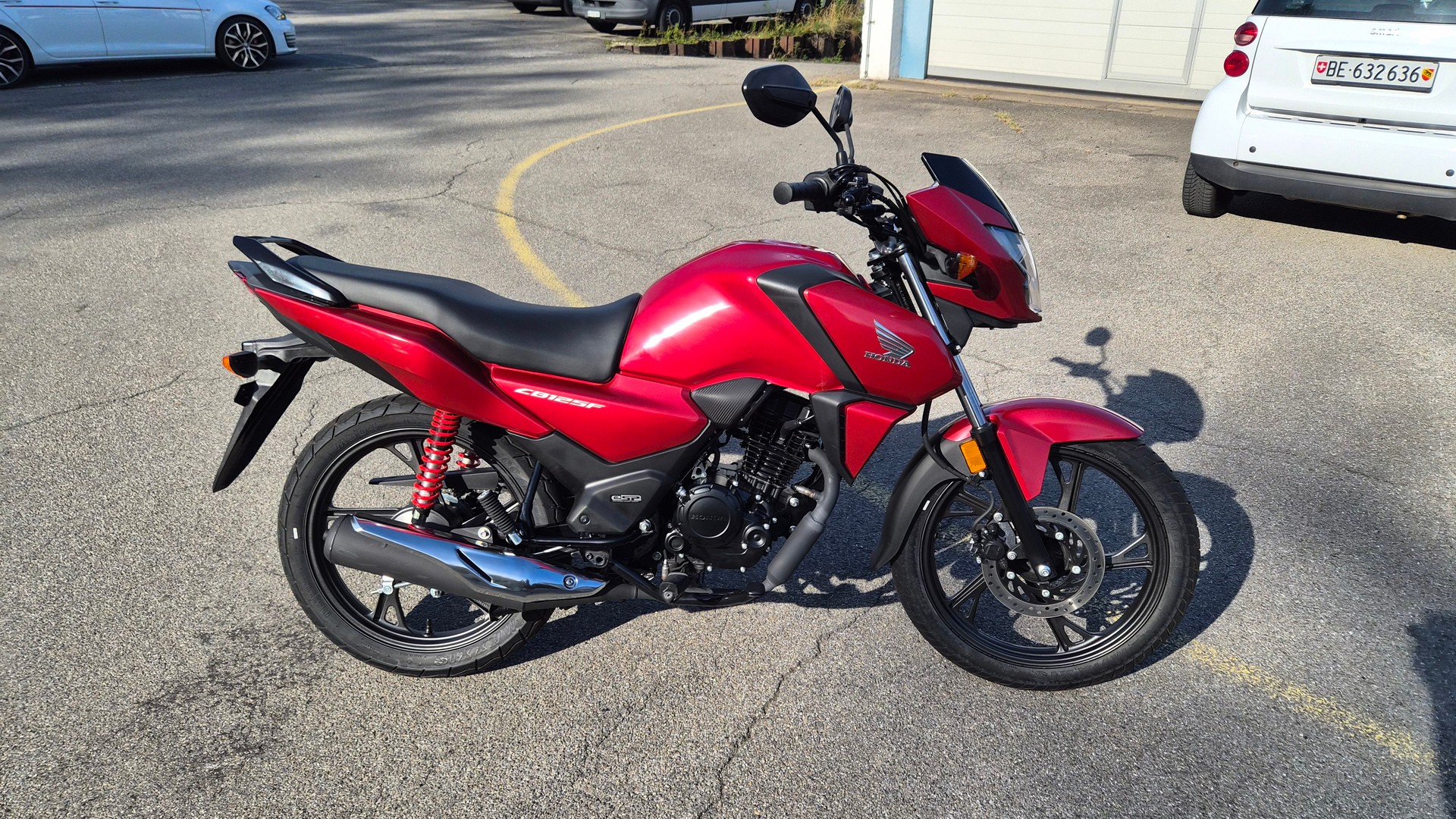 HONDA CB 125 F-image-1